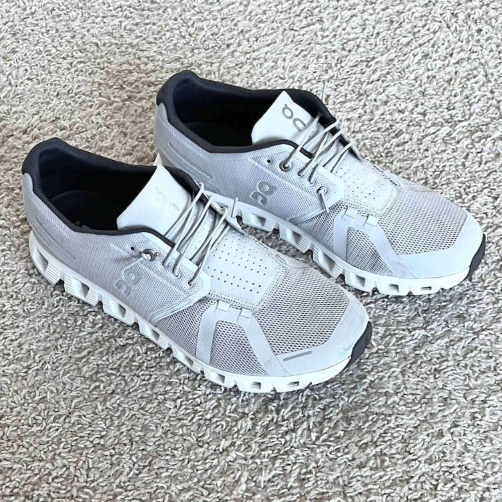 On-Cloud 5 shoes, size 11, color grey/white